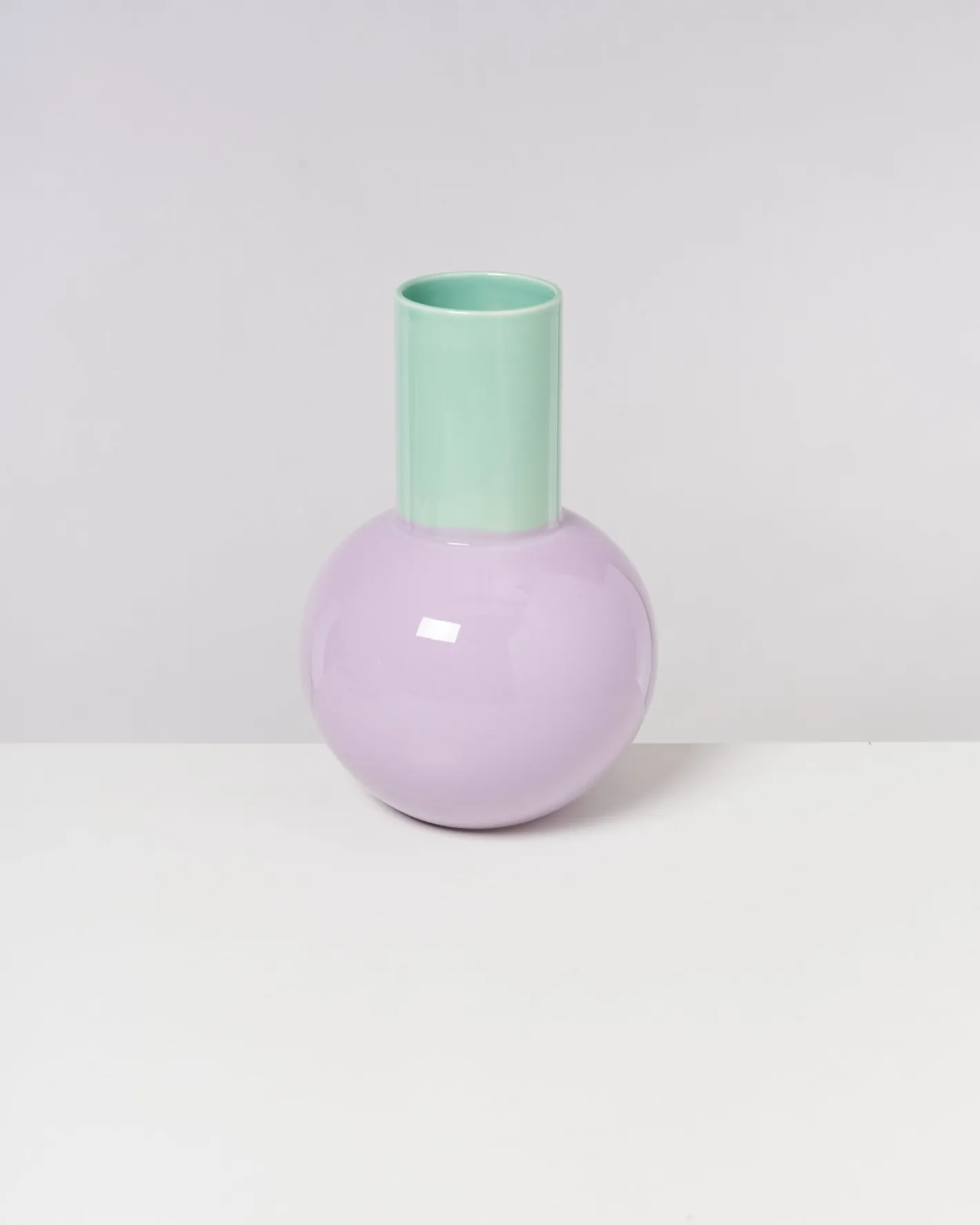 Motel a Miio Große Vasen^Bola Vase L - Lilac Green