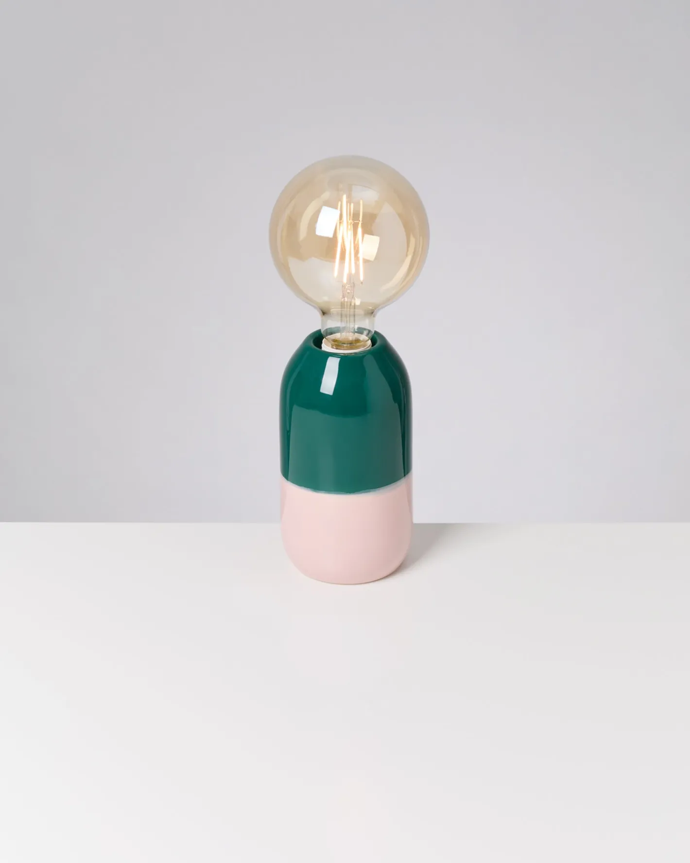 Motel a Miio Lampen^Farol Lamp