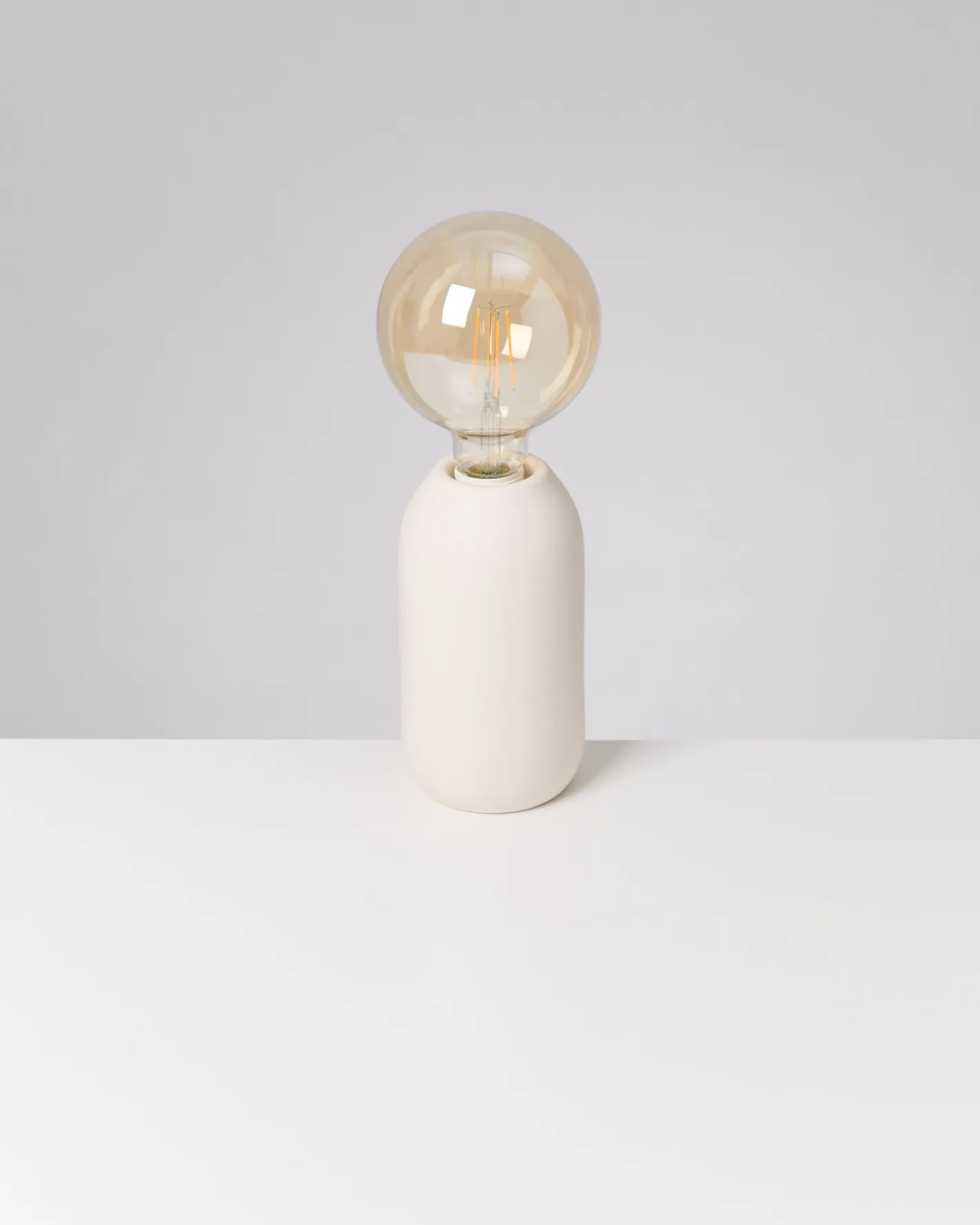 Motel a Miio Lampen^Farol Lamp