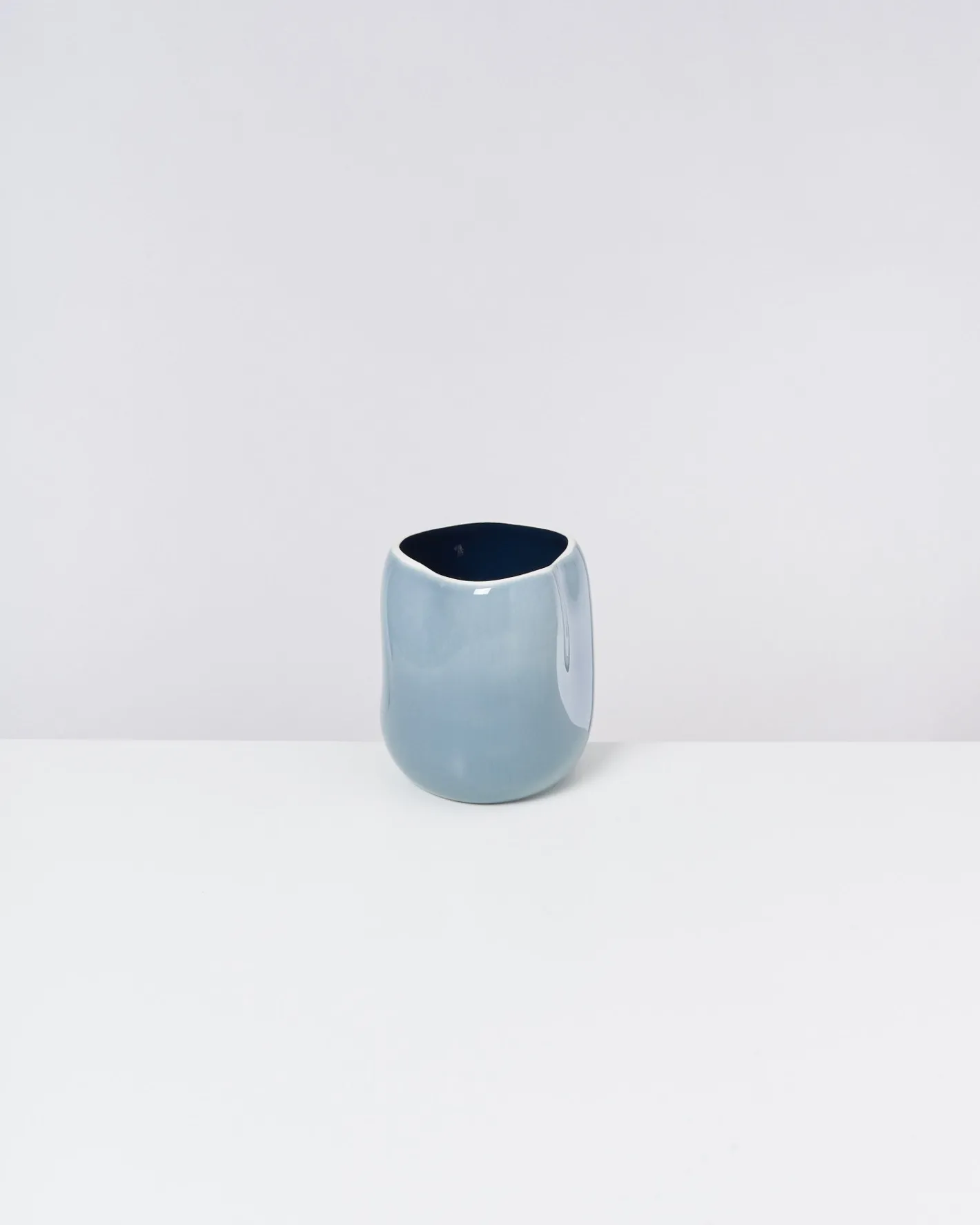 Motel a Miio Mittlere Vasen^João Vase M Greyblue