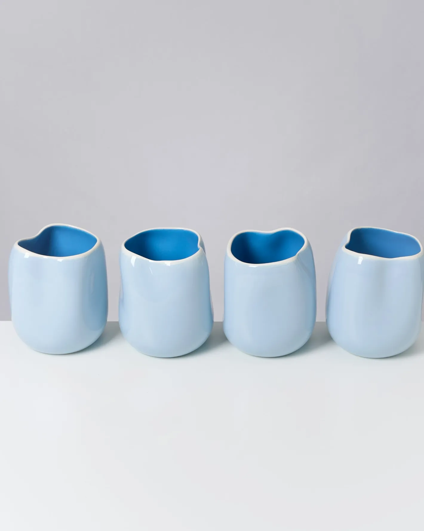 Motel a Miio Mittlere Vasen^João Vase M Hellblau Blau