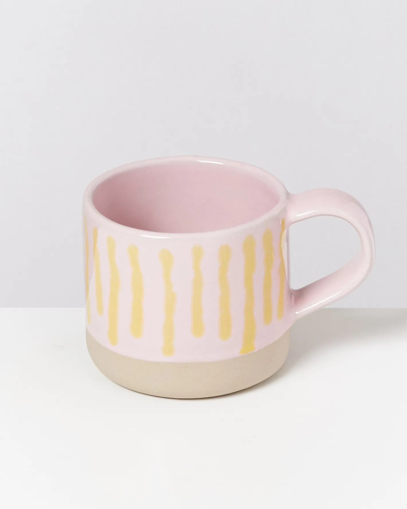 Motel a Miio Tassen-Sets^NÒDOA - Set Of 4 Mugs Pink Yellow Striped
